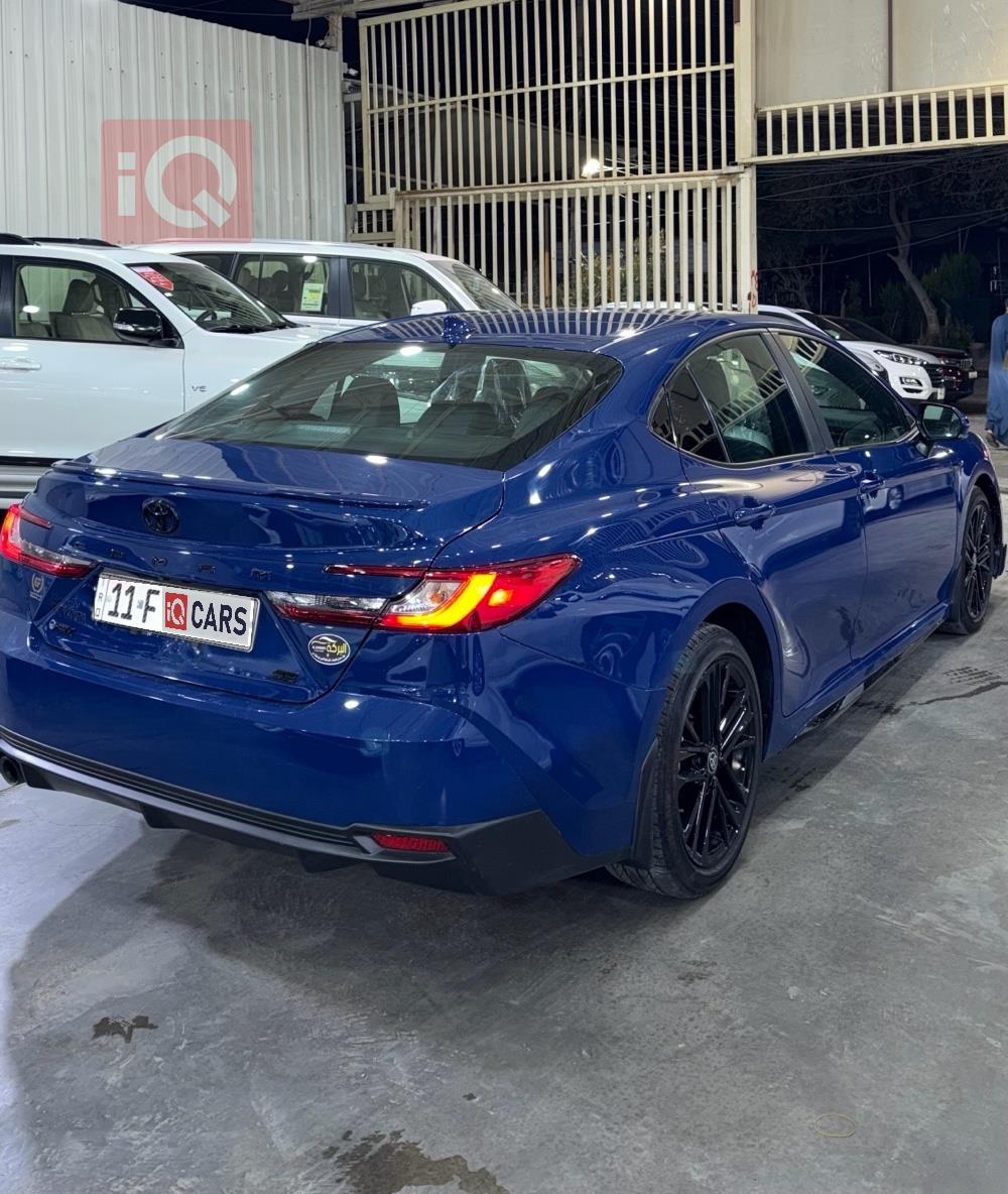 تۆیۆتا کامری